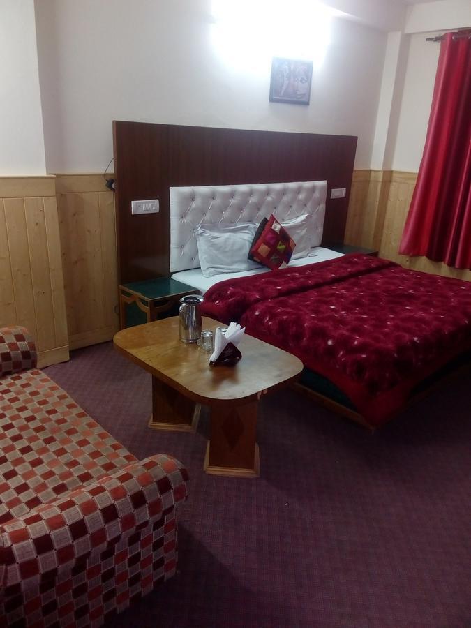 Hotel Gautam & Manali (Himachal Pradesh)